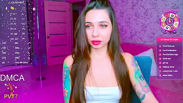 vinkiepinkie online show from February 28, 3:44 pm