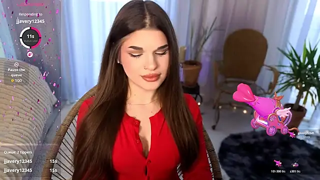 lili hotly online show from February 13, 7:21 am