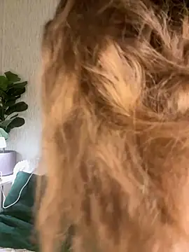 Ariana Sanderss online show from April 12, 1:58 pm