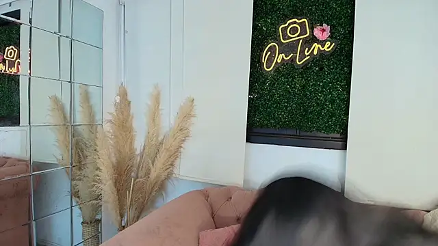 juliana luque online show from November 2, 12:08 pm