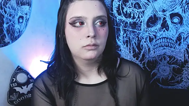 mikaskullcs online show from March 14, 10:33 pm