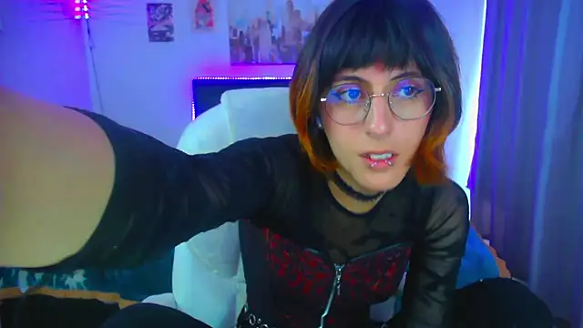 goth minerva online show from June 2, 6:31 pm