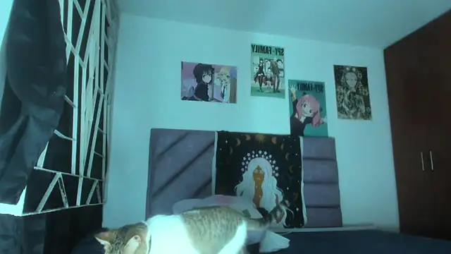 KARINNA  RAVEN online show from November 5, 1:11 am