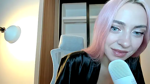  Miss Valentina  online show from November 23, 12:40 pm