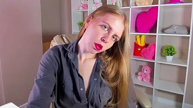 Snapshot of Joann_Shermann chatting on September 21, 12:53 am Joann Shermann online show from September 21, 12:53 am