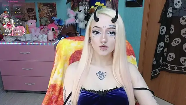 Manuela unicorn online show from March 13, 8:21 pm