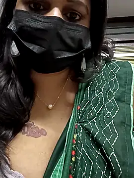 Snapshot of aparna99 chatting on November 2, 10:02 pm aparna99 online show from November 2, 10:02 pm