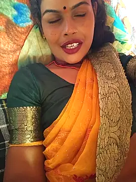 Eshna Dabral online show from November 3, 9:57 am