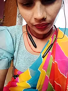 Eshna Dabral online show from December 5, 10:38 am