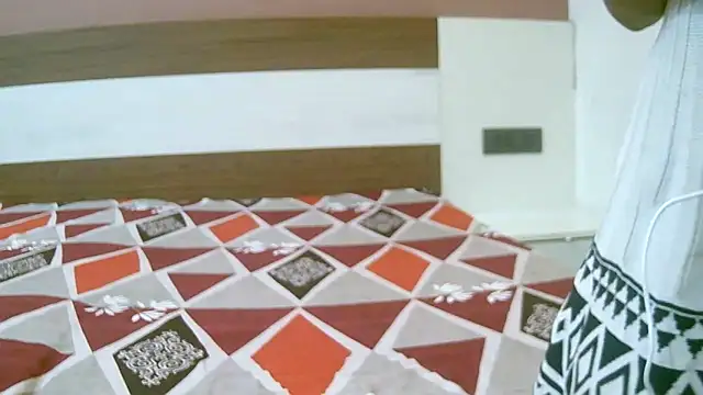 ragini m m s online show from October 29, 7:56 am