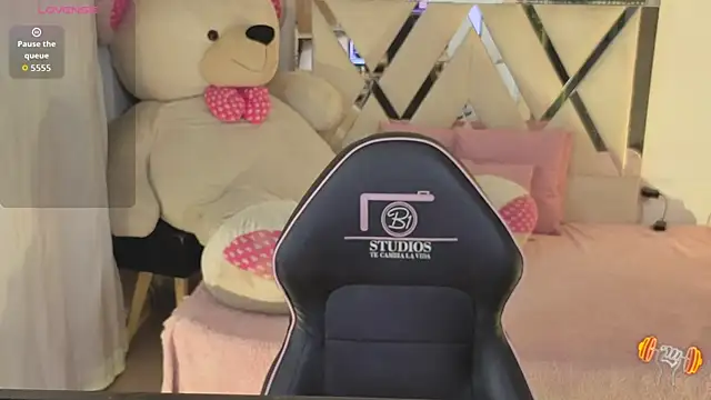 saaya tay online show from March 21, 4:17 am