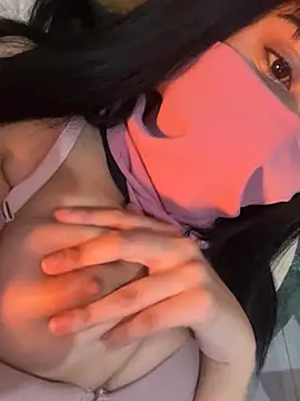 QueenLujaine online show from March 1, 12:43 am