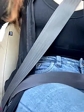 Snapshot of bankruptbabe chatting on September 27, 7:21 pm bankruptbabe online show from September 27, 7:21 pm