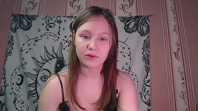 Thighswithspikes online show from November 19, 10:37 am