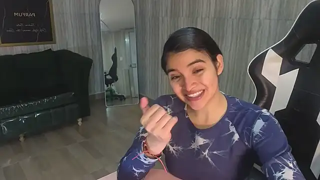 clementine t online show from December 15, 12:43 pm