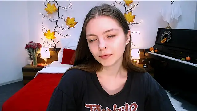 marshmallowee online show from November 3, 1:15 pm