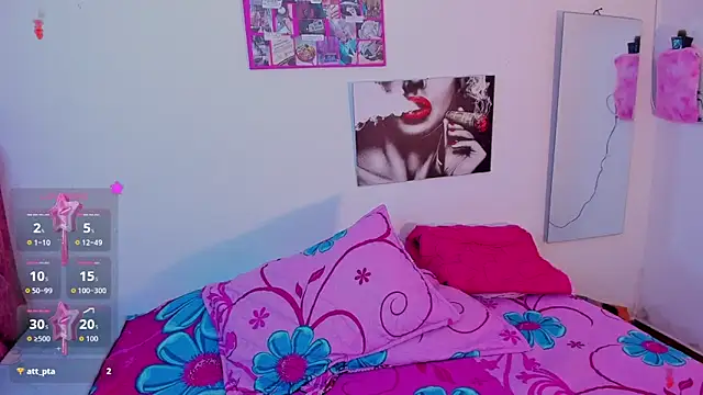 mialeia01 online show from October 6, 7:29 pm