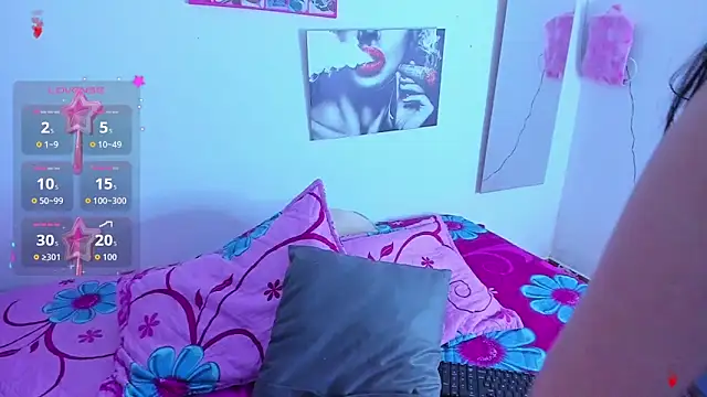 mialeia01 online show from November 4, 11:48 am