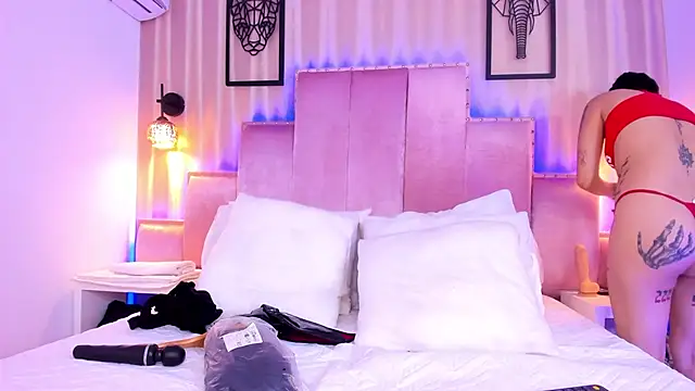 SamanthaAdele online show from October 23, 12:00 pm