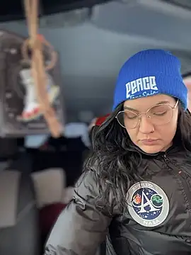 MeekyRich online show from January 14, 5:01 am