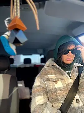 MeekyRich online show from April 18, 3:09 am