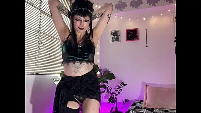 ELENA UMBRA online show from December 16, 8:26 pm