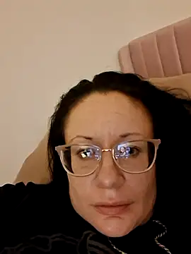 kinkikatie69 online show from November 14, 9:31 am