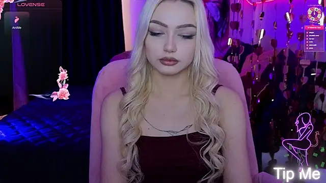 LinaLirian online show from February 27, 2:17 pm