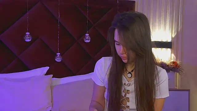 StacyHarland online show from December 15, 4:50 am