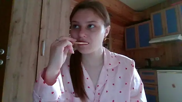 Little shygirl online show from October 18, 4:48 am