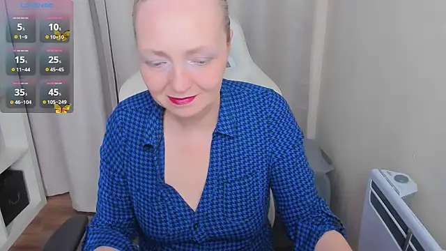 Karen Villis online show from October 27, 12:44 pm