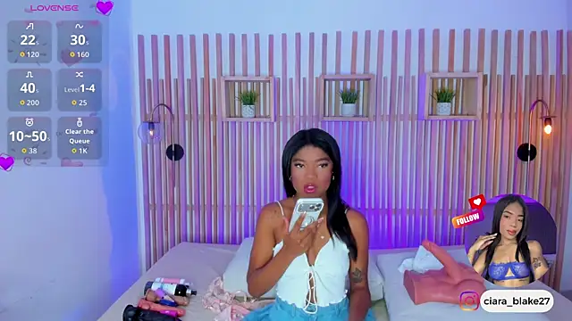 ciara blake online show from April 22, 7:44 pm