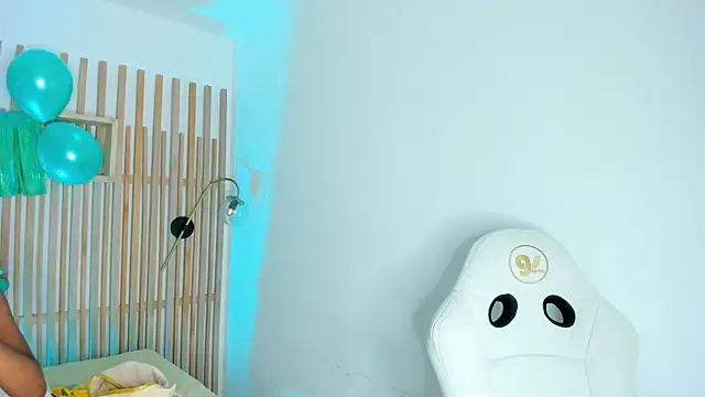 ciara blake online show from March 17, 7:51 pm