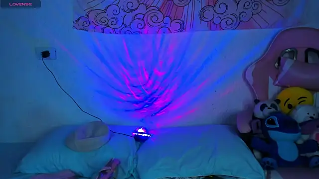 abbie jensen  online show from April 26, 12:41 am