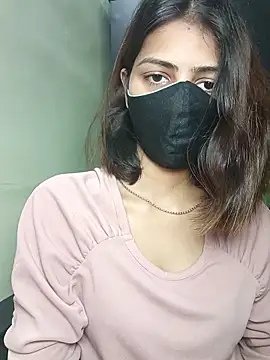 Isha Sax online show from November 5, 1:05 pm