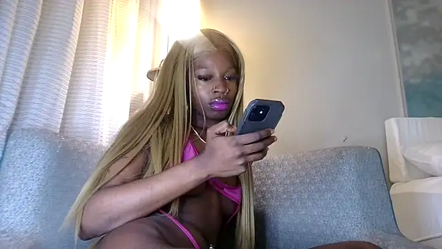 lovergirll555 online show from March 24, 5:51 pm