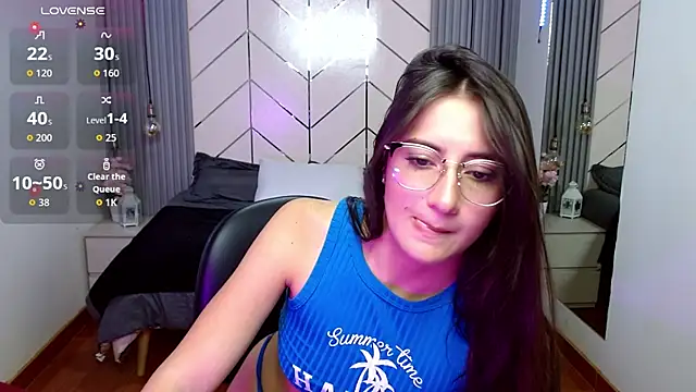 alesiamoore online show from March 2, 3:41 pm