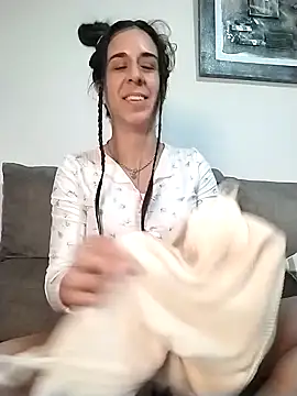 agustinalatina online show from November 8, 9:53 pm