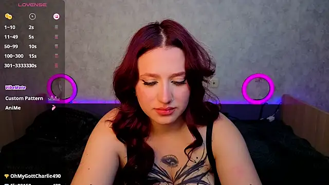 Snapshot of Mini_Lady1 chatting on September 20, 1:53 pm Mini Lady1 online show from September 20, 1:53 pm