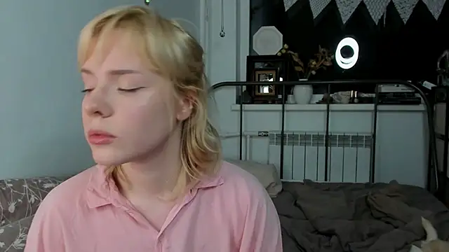  CuteAsFuck  online show from November 29, 2:54 pm