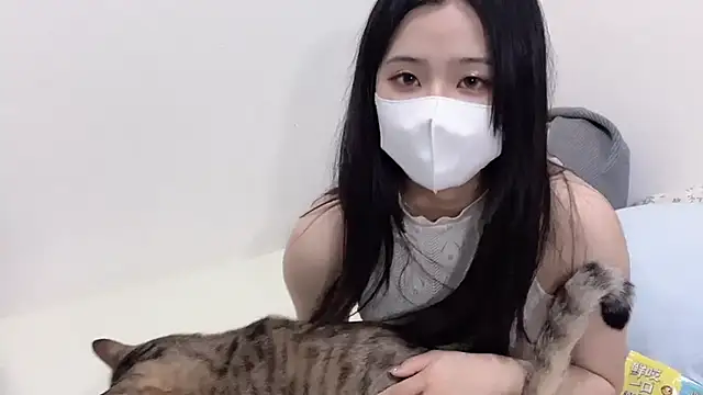 LHeart online show from November 2, 3:37 pm