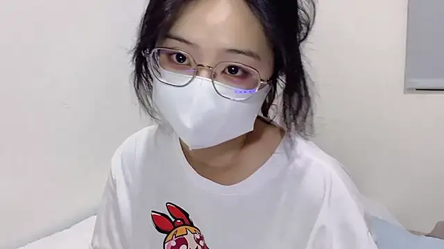 LHeart online show from October 14, 3:36 pm