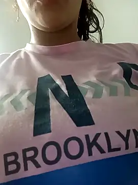 Fox Roxxan online show from October 3, 5:45 am