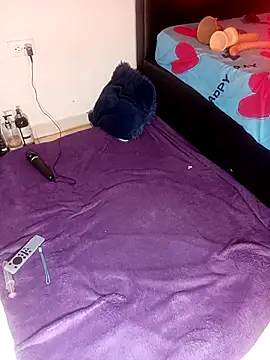 Fox Roxxan online show from September 28, 1:34 am