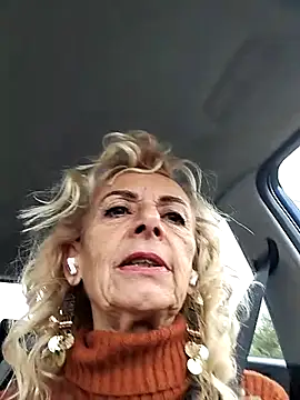 clarabell4 online show from December 16, 7:58 am