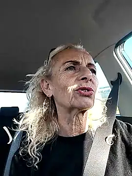 clarabell4 online show from October 2, 7:02 am