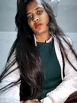 cute radhikaa online show from January 7, 9:51 pm