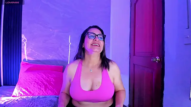 Agatha Pleasure online show from April 4, 12:04 pm