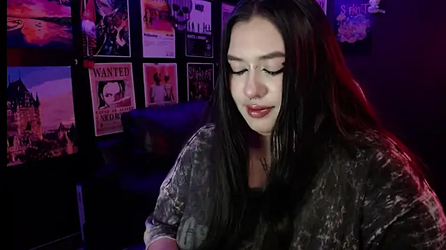 Ravendark  online show from January 9, 10:25 pm