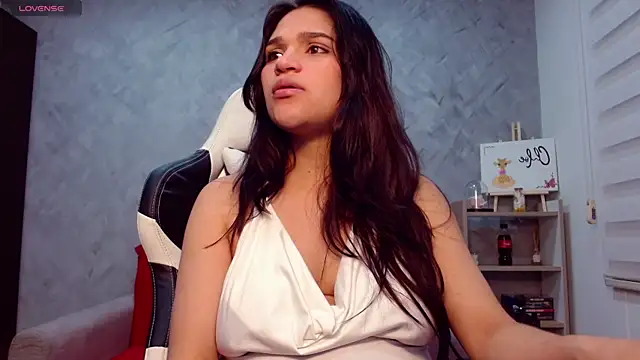 Roxxi 2110 online show from October 28, 2:17 am